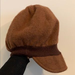 Reversible cashmere hat handcrafted by LetiKat
